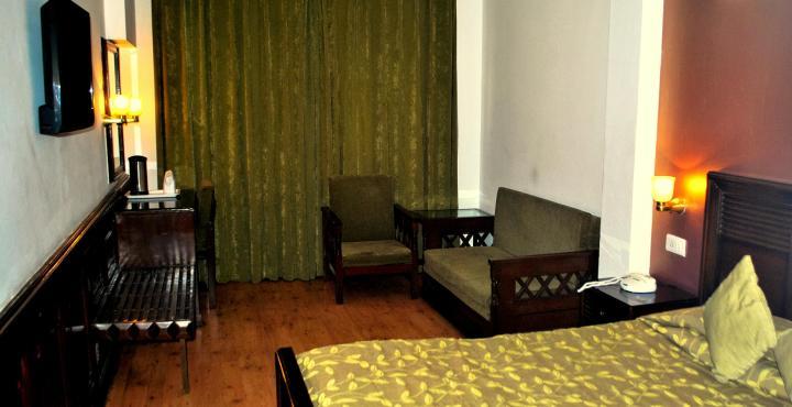 Hotel Baljees Regency Shimla Buitenkant foto
