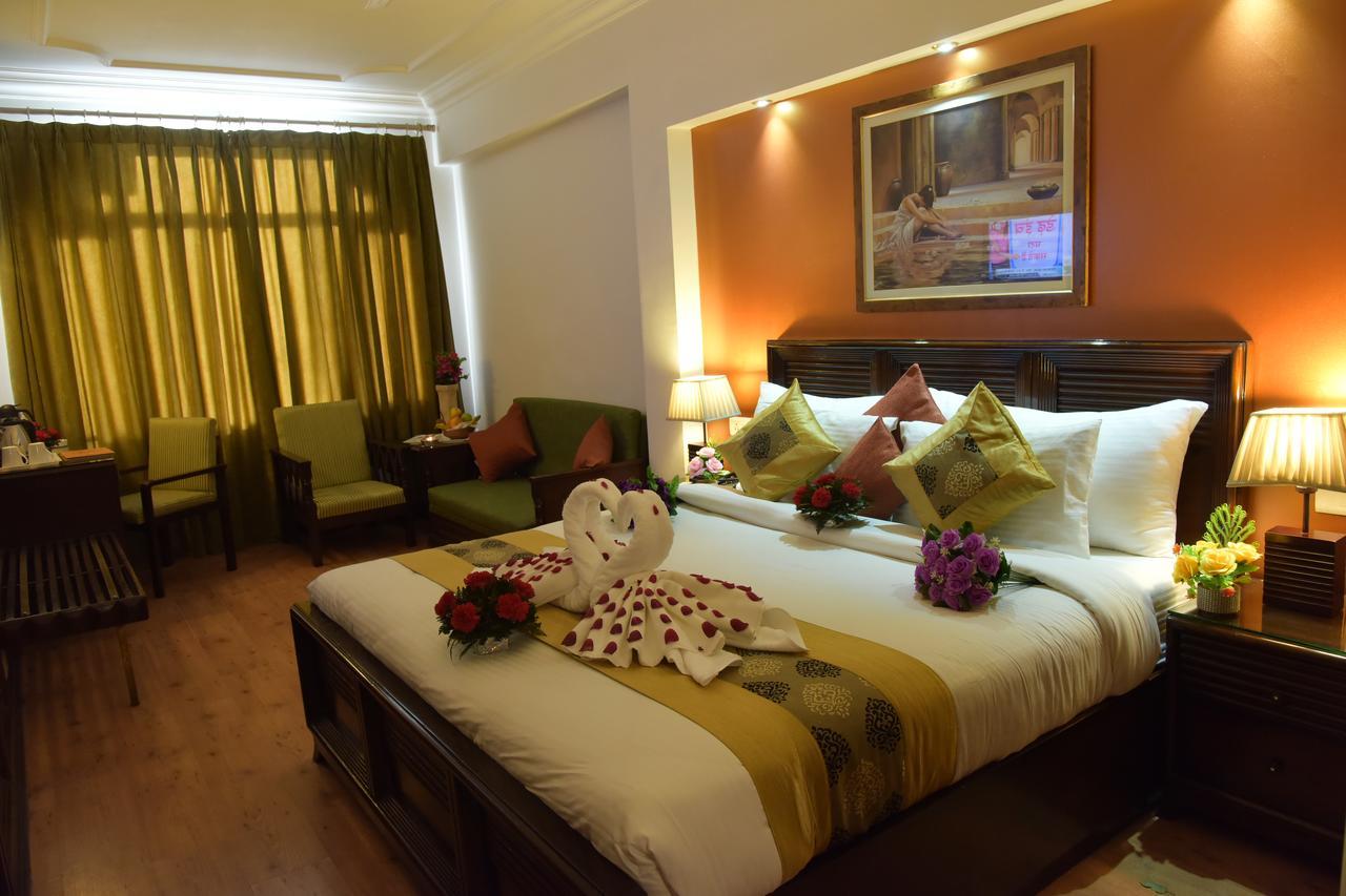 Hotel Baljees Regency Shimla Buitenkant foto