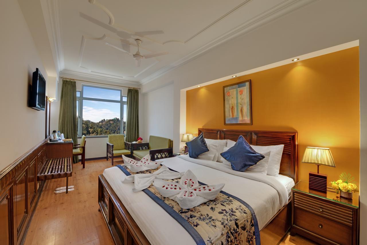 Hotel Baljees Regency Shimla Buitenkant foto